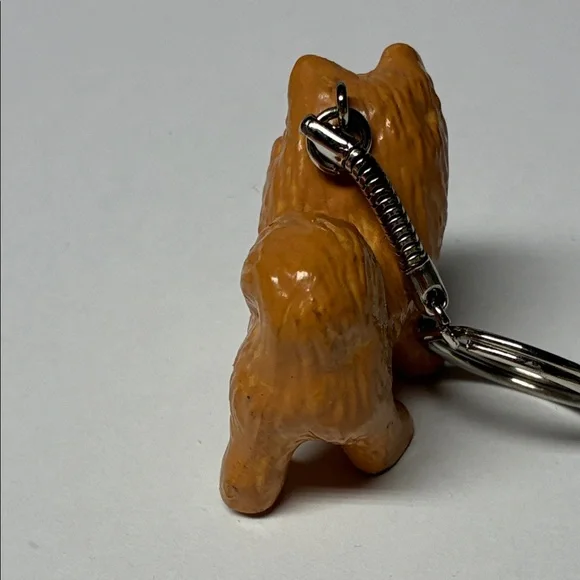 Cute Pomeranian Dog Keychain - Picture 4 of 6